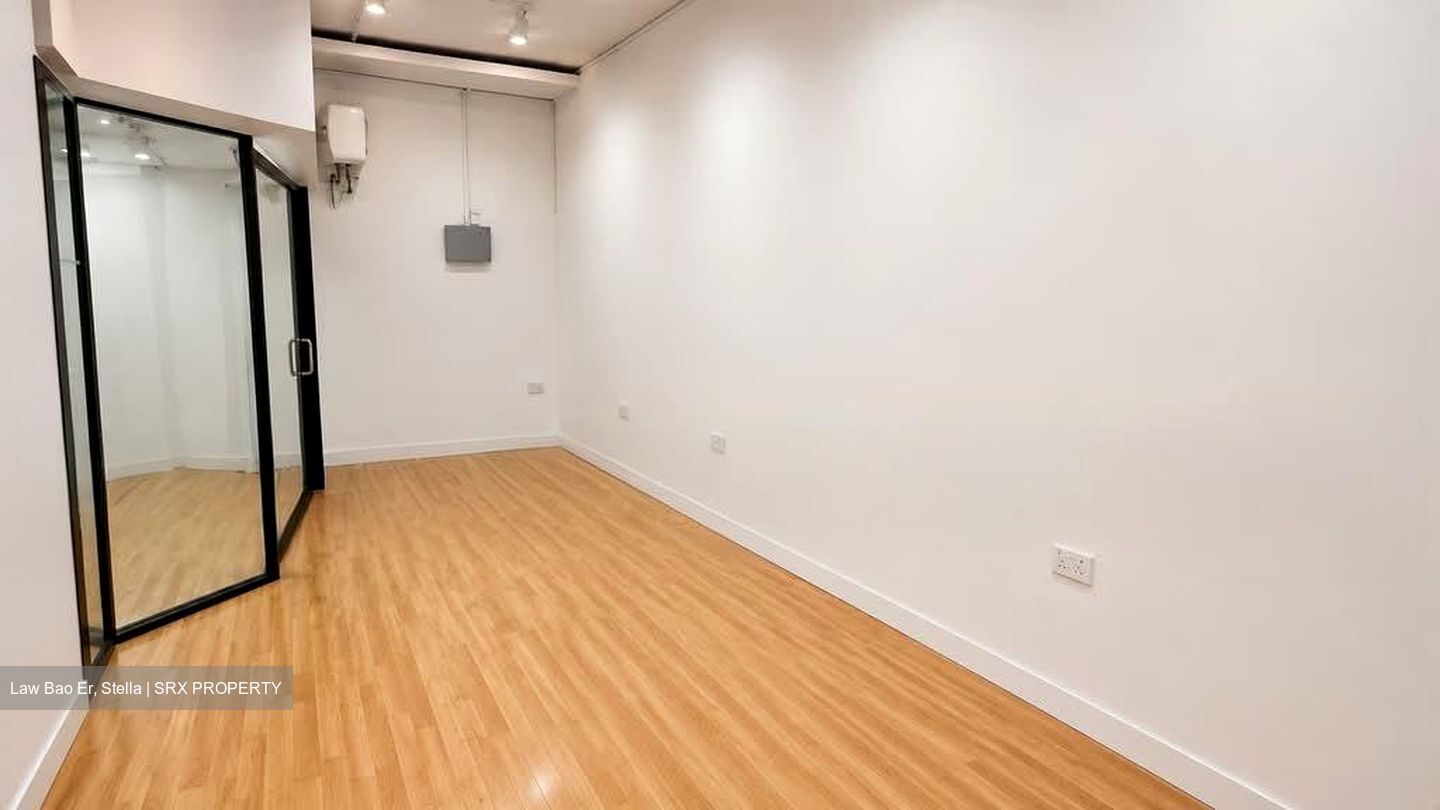 Furama City Centre Singapore (D1), Shop House #568258471